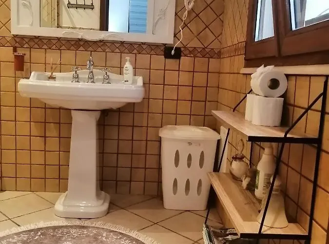 La Casa Di Lo, Marina Di